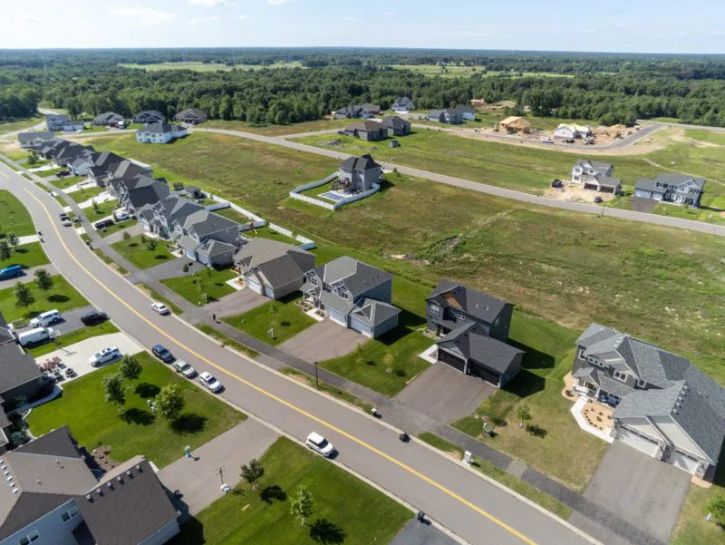 2211 Ide Ct-2